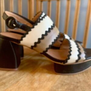 Bernardo Black and Cream Heels